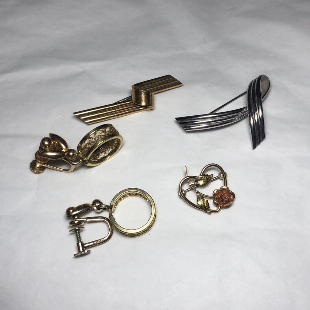 Vintage Gold Filled Krementz Bundle 60$